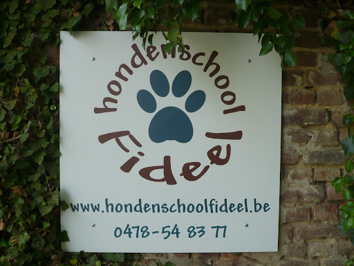 Hondenschool Fideel