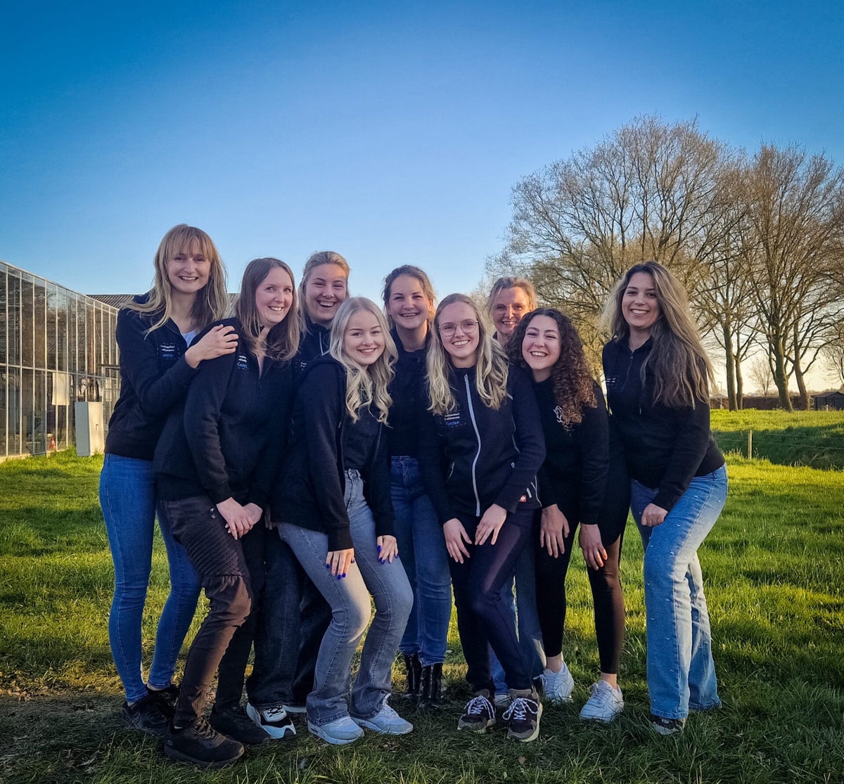 Hondenschool (en uitlaatservice) Kersten